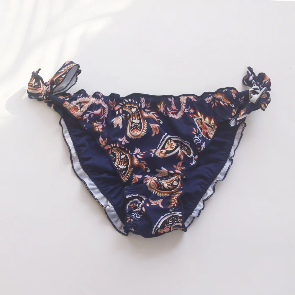 Wholesale Fold Sexy Bandage Brazilian Bikini Thong 2025 Ruffle Flower Swimwear Swimsuit Women Bottom Sexy Cheap Biquini Bottom