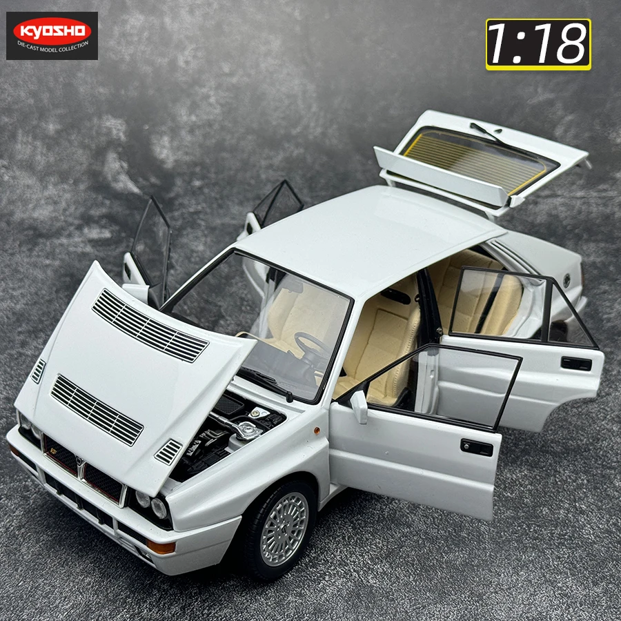 kyosho Diecast 1:18 Delta HF Integrale alloy car model