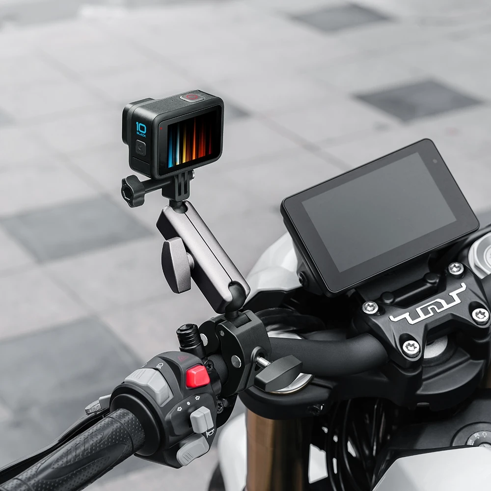 Support de guidon de moto en alliage d'aluminium pour GoPro Hero 12 11 10 9 Insta360 X4 DJI Osmo Action 4 3, emballé dans une boîte avec les accessoires inclus.
