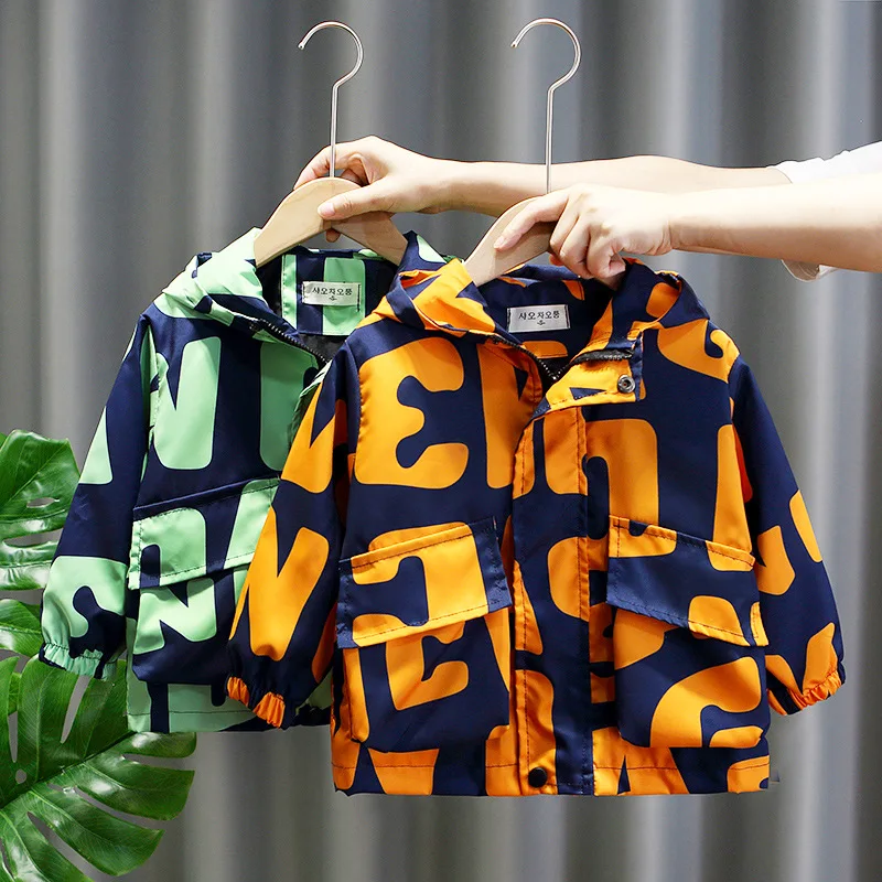 

Full Letter Print Baby Boys Coats with Big Pockets Hooded Kids Outfits Zip Jackets Children Outerwear Windbreaker 1-12 Years
