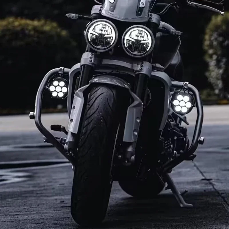 thumbnail image 2 of Windshield Motorcycle For Triumph For Rocket 3R 2020 2021 2022 2023 Windshield Windshield Wind Deflector Shield Screen With Bracket Motorcycle Accessories Deflector Windshield (Color : 3 2 of 9