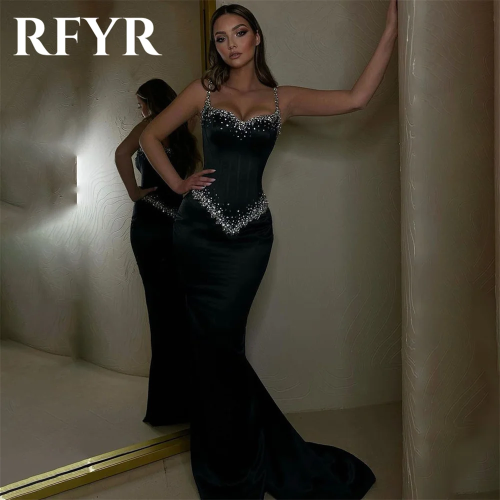 Gynaikeia Royxa Laura Ferri Prewitt Mayri Mployza Bambakeri Me Cashmere