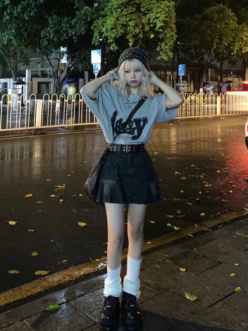 Grunge Skater Skirt Outfits Grunge Black Skirt Outfit Grunge