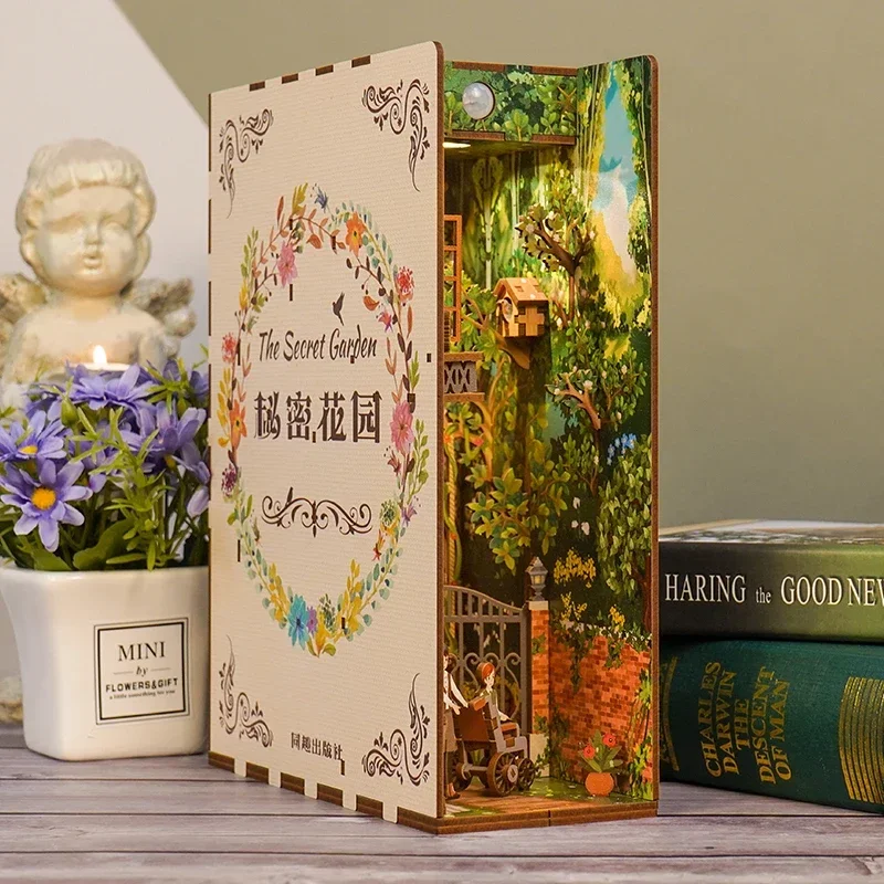 Coin de livre Fleuri - La Maquette en Bois®