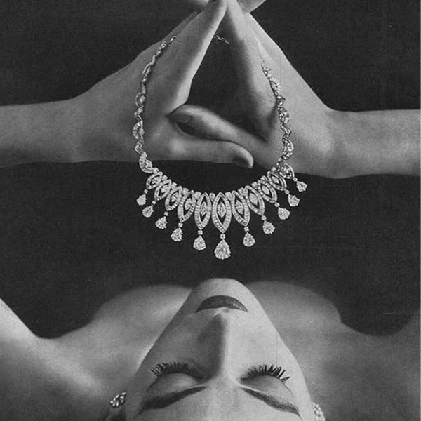 42 Saros Jewelry Store