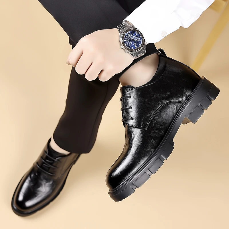 حذاء كاجوال عصري من الجلد الأسود للرجال للتنقل اليومي في الهواء الطلق حذاء أكسفورد ناعم سوليد مضاد للانزلاق ومقاوم للاهتراء حذاء رسمي