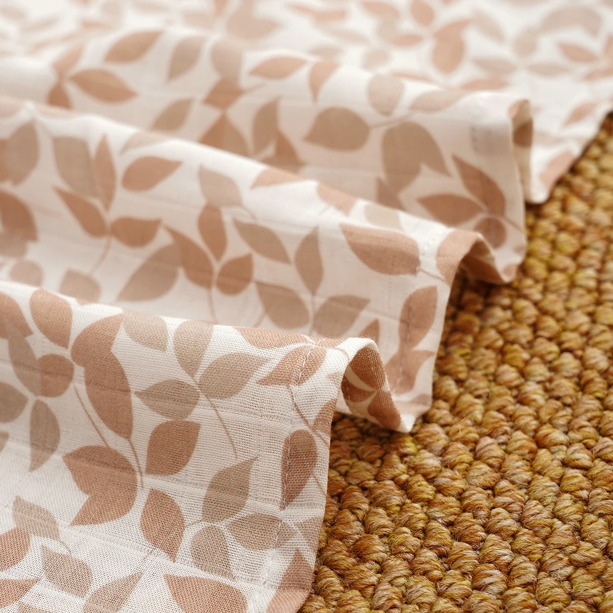Ultra-Soft Bamboo Cotton Muslin Baby Burp Cloth Set - 5-Piece Multi-Use Towel Collection, 60x60cm