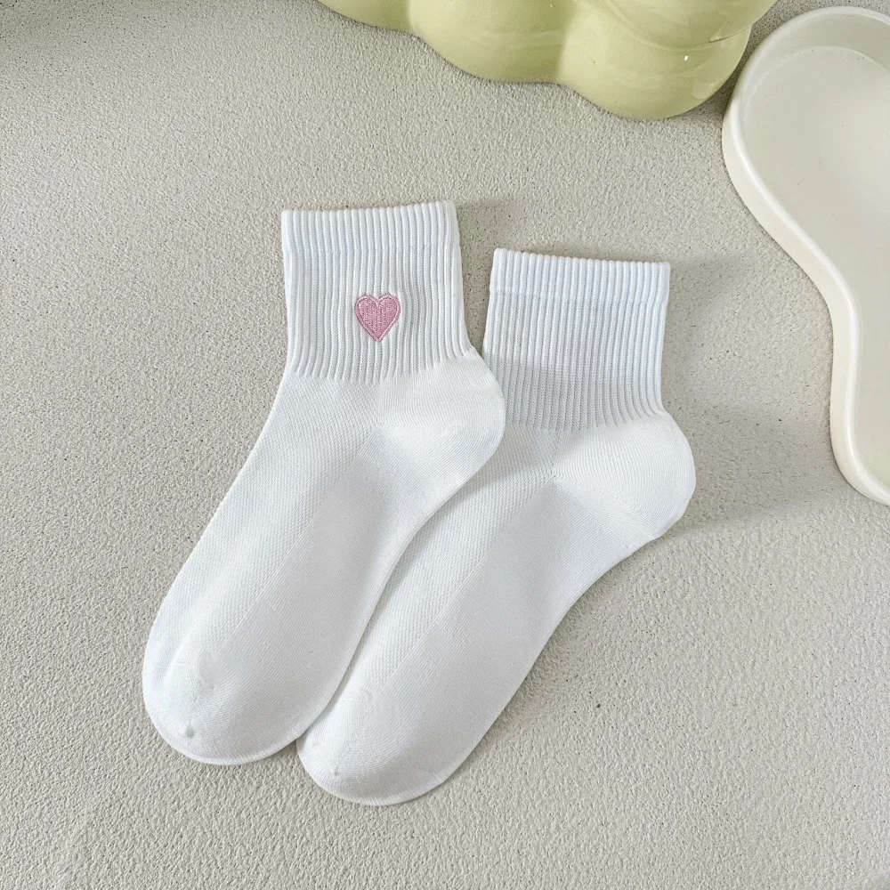 Atmungsaktive Mesh Herz Stickerei Baumwolle Socken Weiß Frühling Sommer Dünne Weiche Sport Mid Tube Sokken – Detail 28