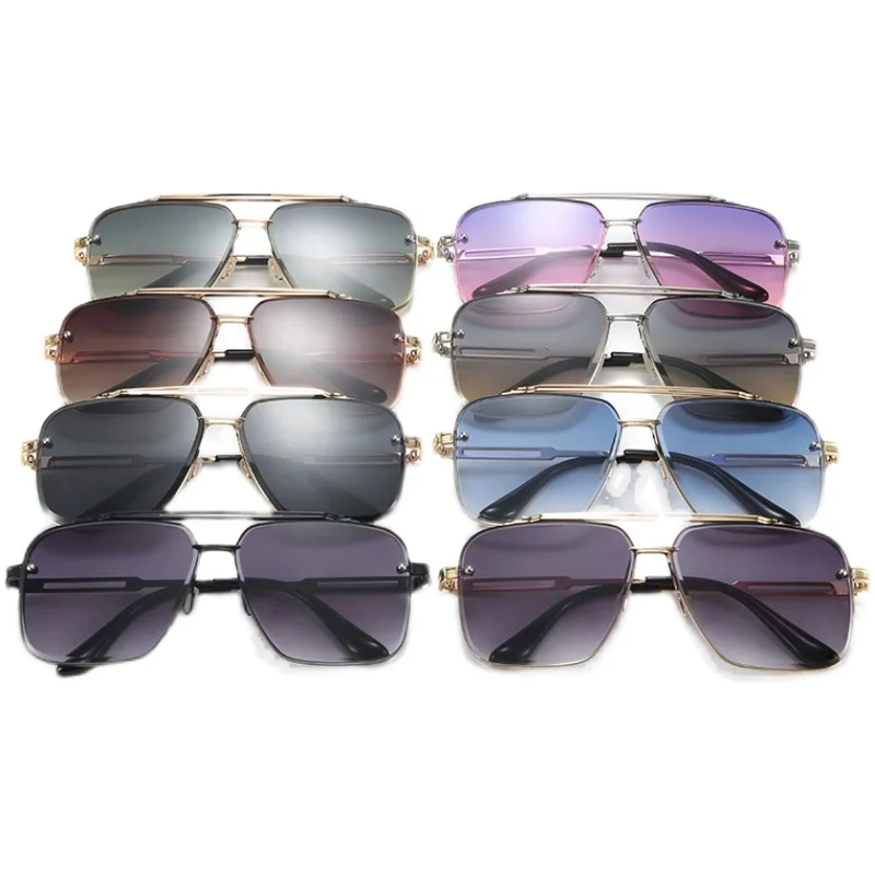 

Fashion Luxury Classic Gradient Lens Men Square Metal Frame Sunglasses Men Vintage Brand Design Sun Glasses UV400 Oculos De Sol