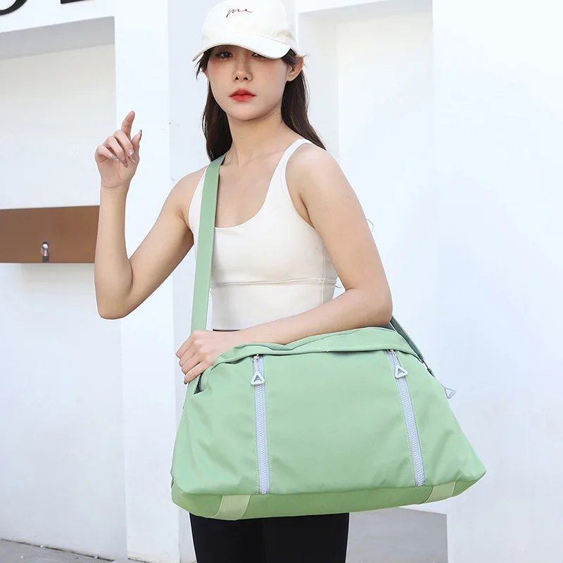 2024 new women Large Capacity For Women Portable Sports And Swimming Men's Fitness Yoga Bag Business Travel Storage Luggage Bag