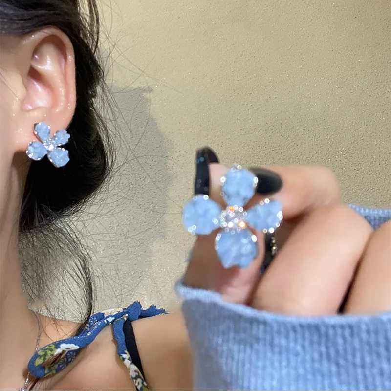 

Clear Flower All Matched Stud Earrings For Women Classic Korean Style Jewelry Trendy Accessories Two Color Available