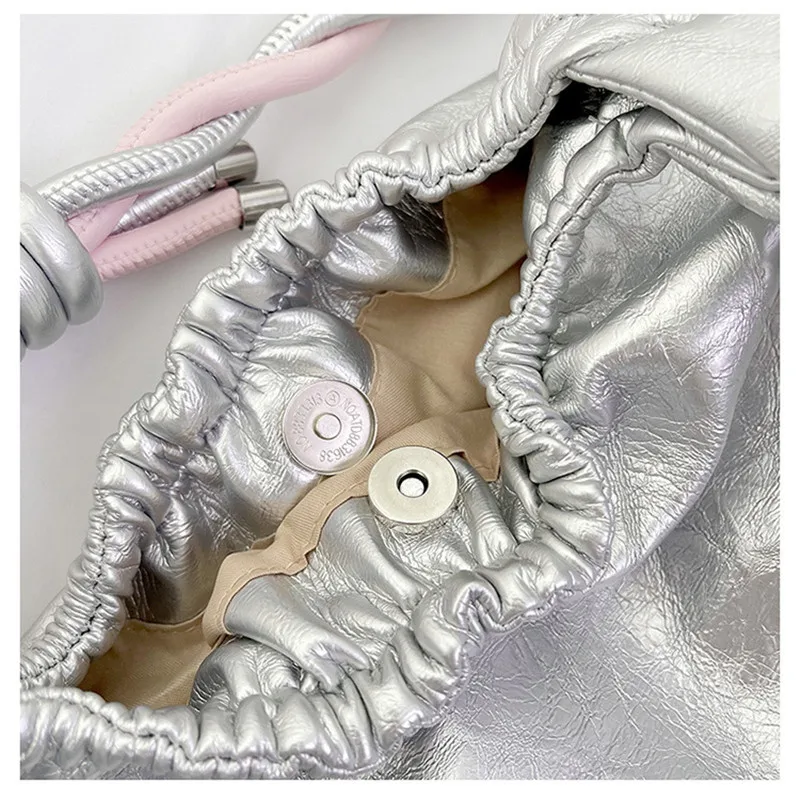 Fashion Shoulder Armpit Bags For Women's 2023 Fall New Trendy Niche Handbag Casual Simple Tote Bag Sale With Free Shipping