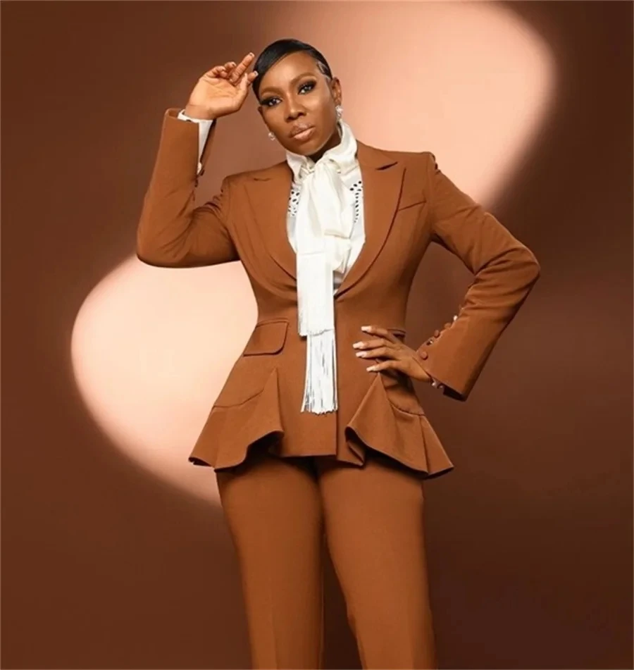 Fashion New DesignWomen Suits 2 Piecces Formal One Button Blazer Pants Folds Peaked Lapel Plus Size Tailored Mother Of The Bride