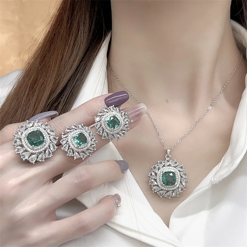 New Arrivals 925 Silver Lab Emerald Jewelry Sets for Women Wedding