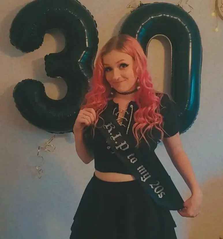 JeVenis Rip to My 20s Palloncini Strappati Venti Palloncini Decorazione Gotica Compleanno 30 Compleanno Death to My 20s Banner Funerale per la mia Gioventù 30° Compleanno Decorazione