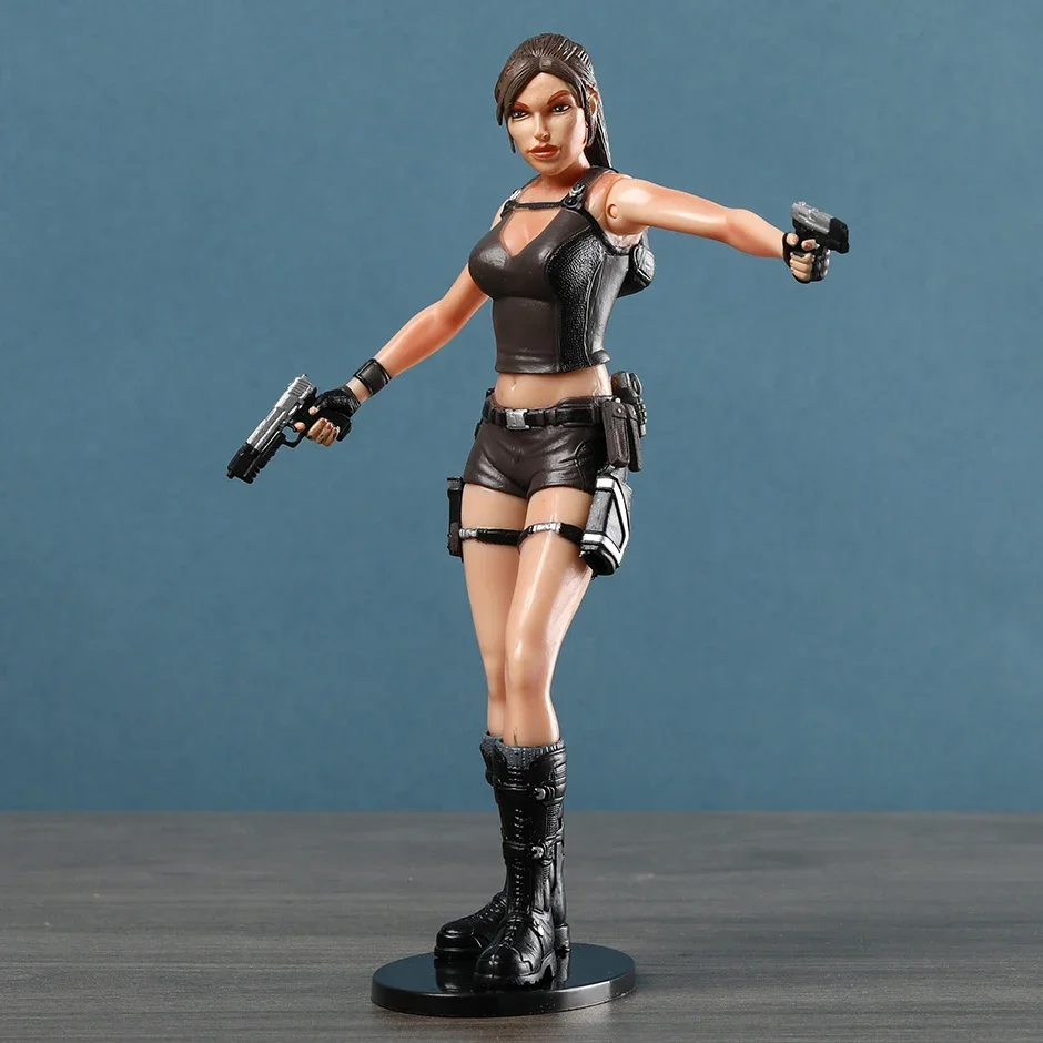 特撮 Tomb Raider Underworld - Lara Croft by NECA Amazon.com: NECA Tomb Raider Underworld - Lara Croft : Toys