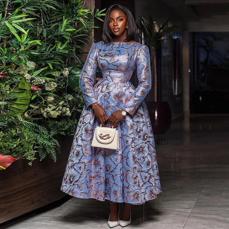 

Женское плиссированное платье-трапеция средней длины, с круглым вырезом и длинными рукавами, весна 2024