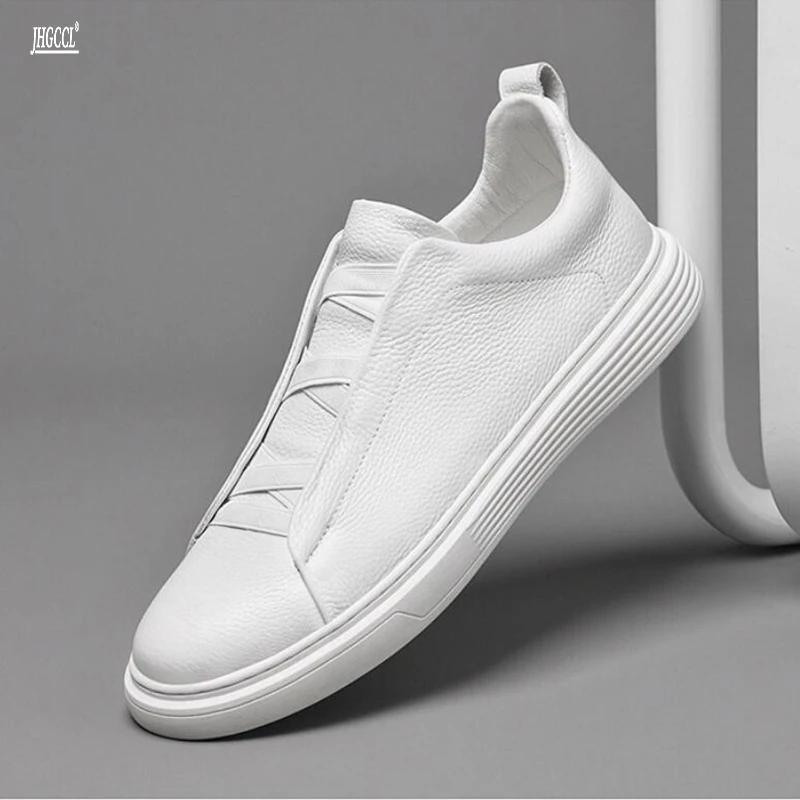 

Brand large size cowhide board shoes men Europe station elastic free lacing small white shoes casual loafer women's shoes A20