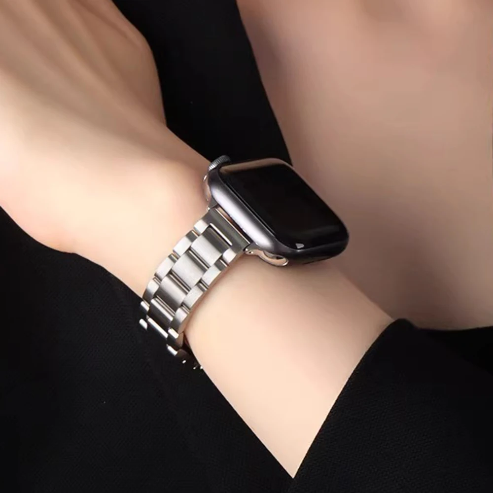 Sleek Multisize Smartwatch Bracelet Strap