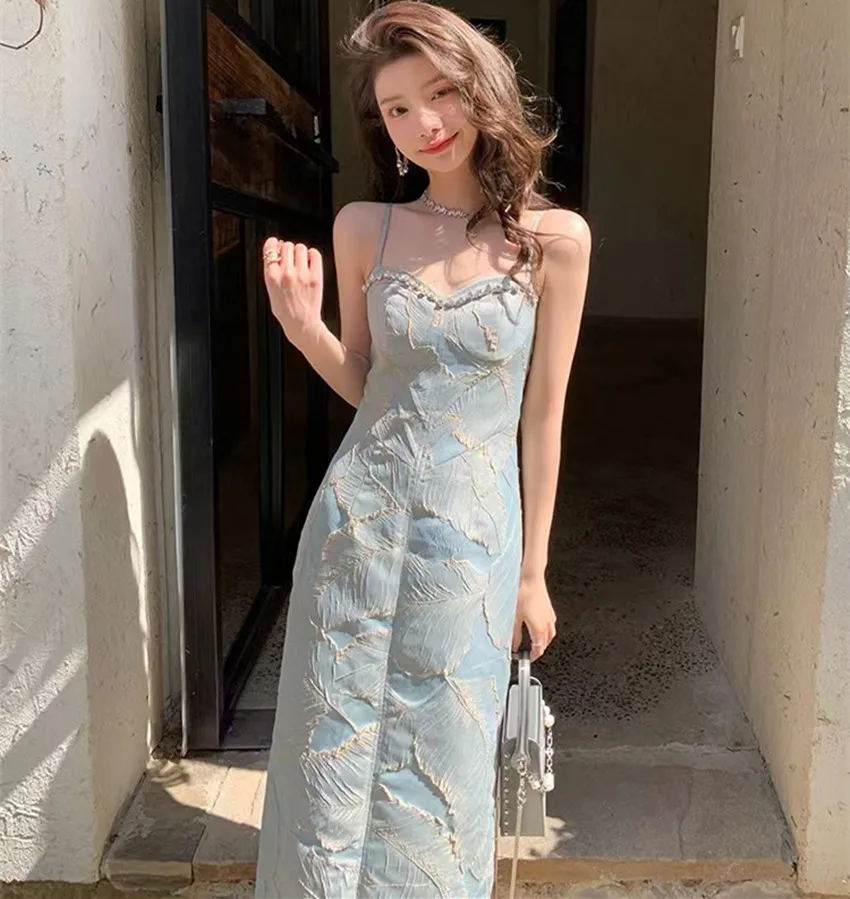 

2024 New French Vintage Summer Jacquard Holiday Dress Sexy Women Spaghetti Strap Diamonds Strapless Slim Split Party Midi Dress