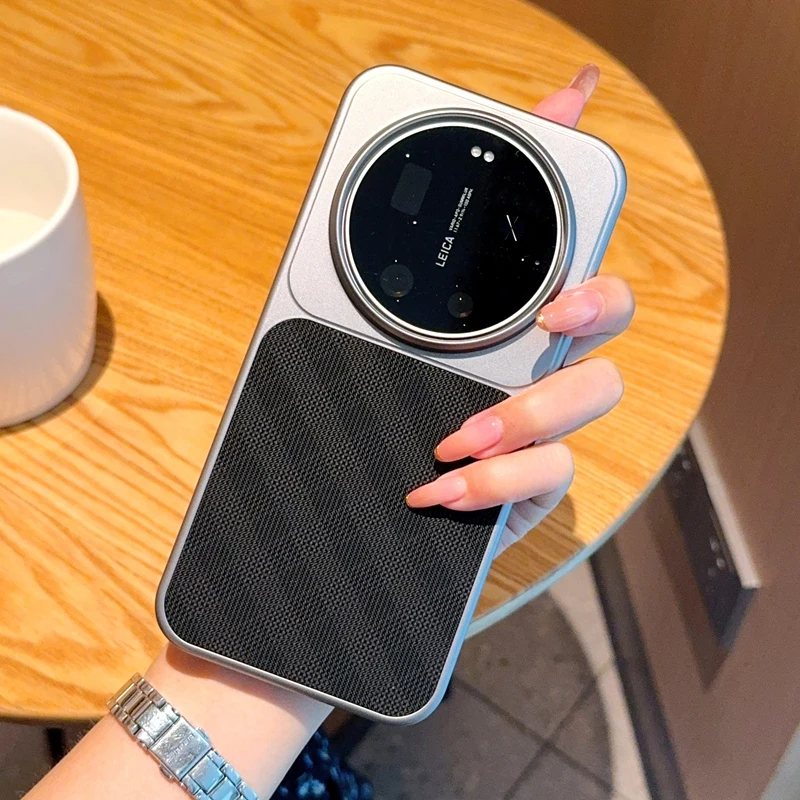 Minimalist Shockproof & Drop-Resistant Leather-Covered Phone Case