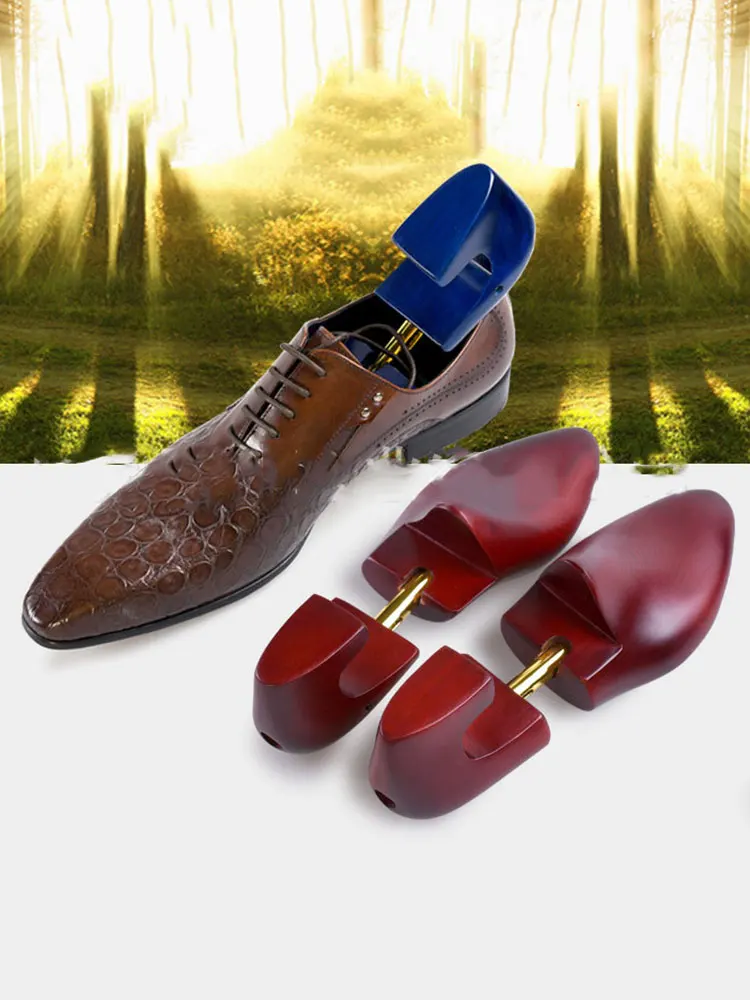 FamtiYard 2Pcs Wooden Shoes Tree Shaper Shoe Stretcher Rack Pine Wood Shoe Tree Adjustable Flats Pumps Boots Expander Trees