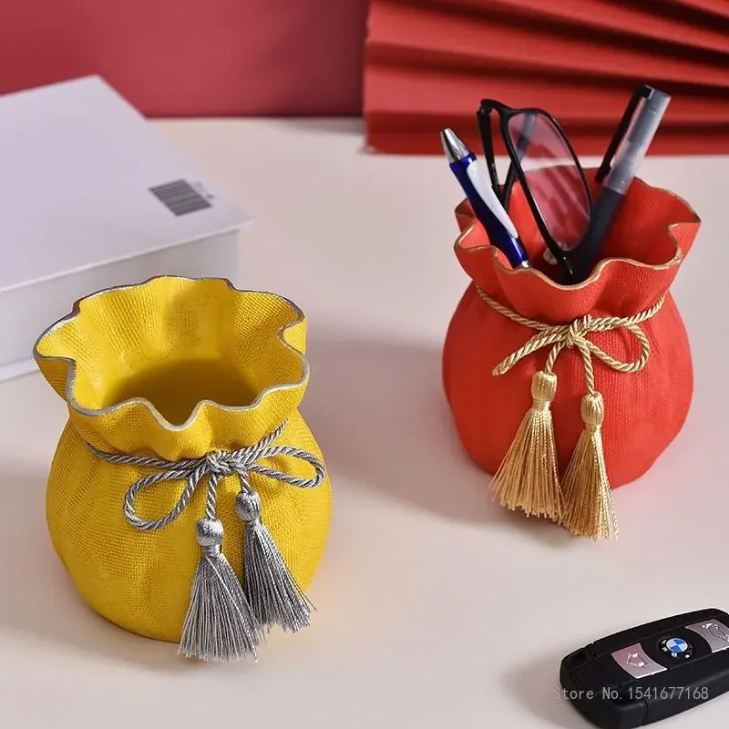 Creative Chinese Lucky Bags, Small Vase, Birthday Gifts for Teachers, Home Furnishing, Study Desk Storage Decor, Pen Holder, 1Pc