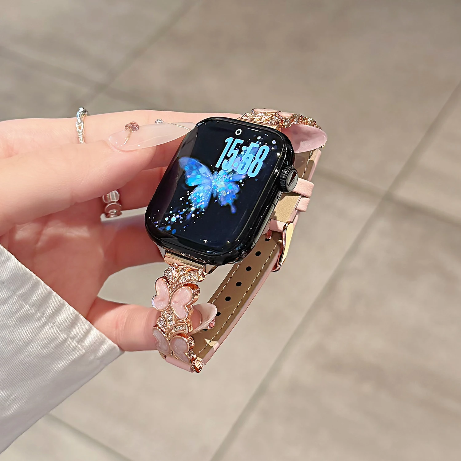 Chic Butterfly Leather Strap for Smartwatch - Cute and Stylish Girl's Accessory