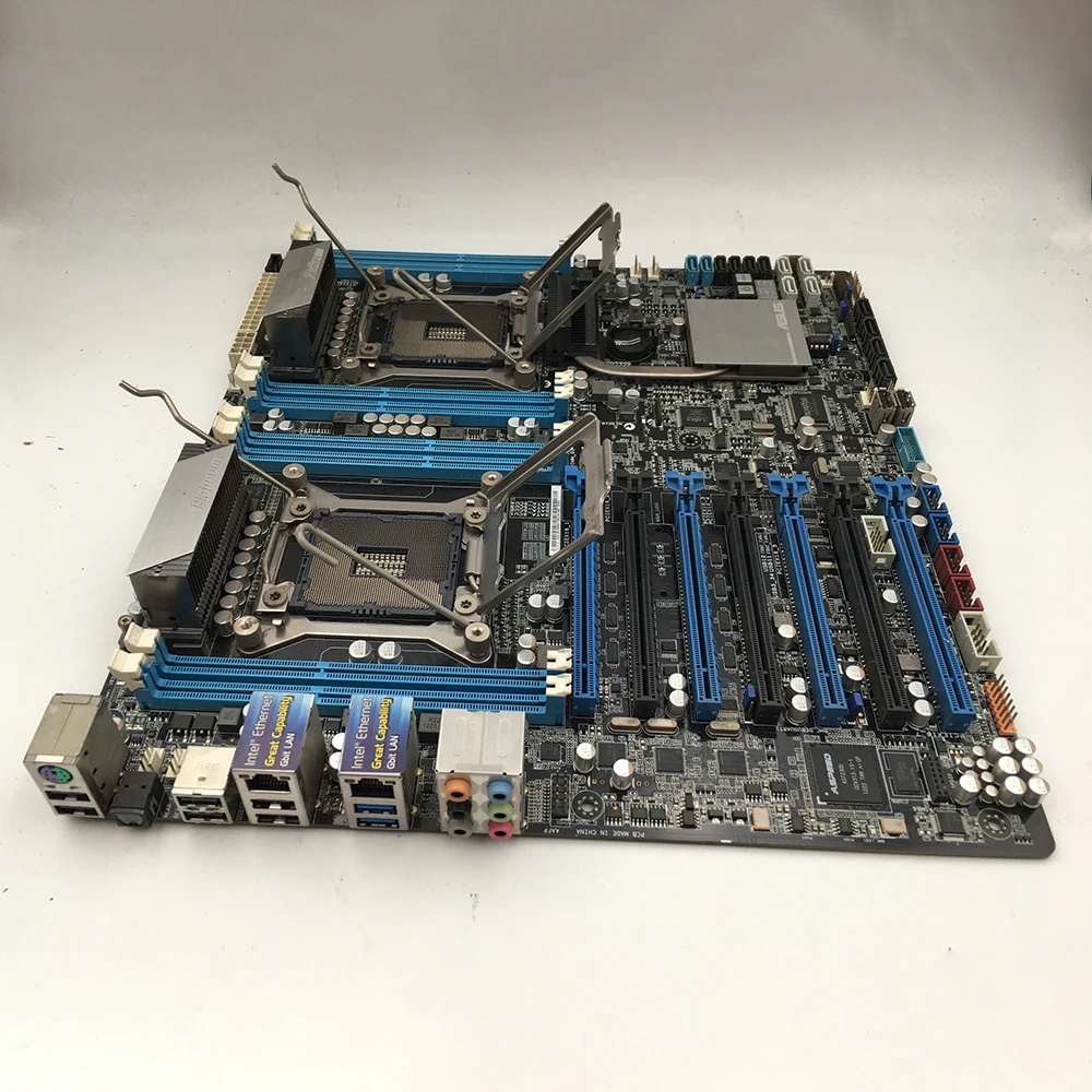 

For Asus Server Motherboard Z9PE-D8 WS 14*SATA 7*PCI-Ee E5-2696 2680 V2