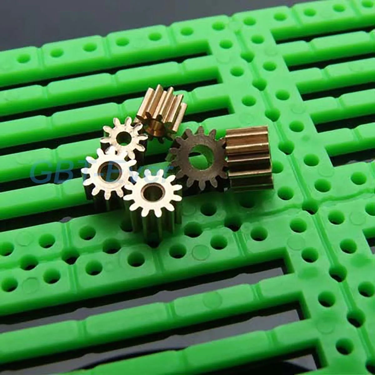 0.3/0.4/0.5Modulus 7T 8T 9T 10T 12T 14T 15T 16T Teeth Metal Copper Gear Spindle Gear Fit 1mm 2mm 2.3mm 3mm 3.17mm 5mm Shaft 5Pcs