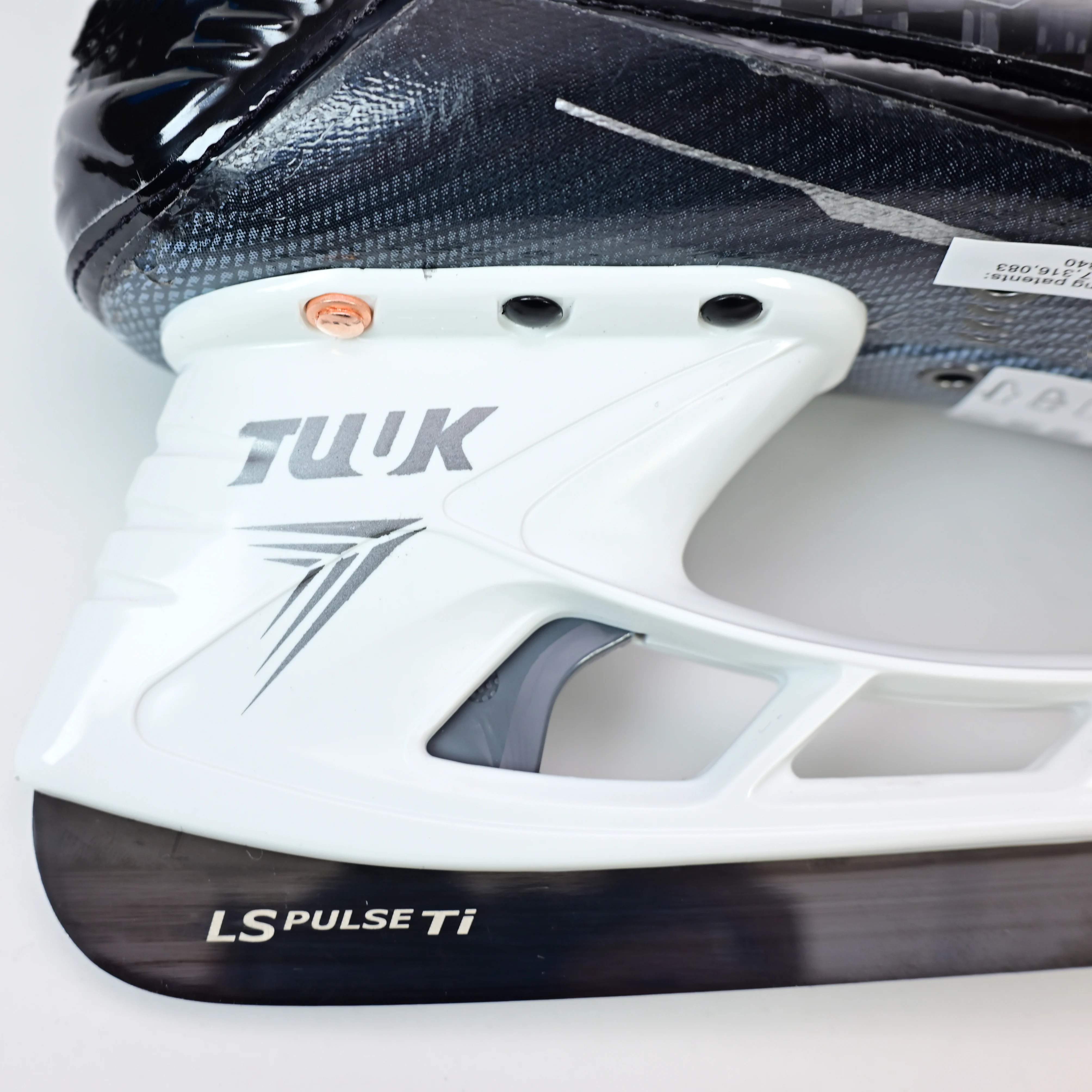 Hockey Skate Heat Molding Thermalform Curv Composite Steel Blade Carbon Fiber Lightweight Customizable Real Ice Performance Fit