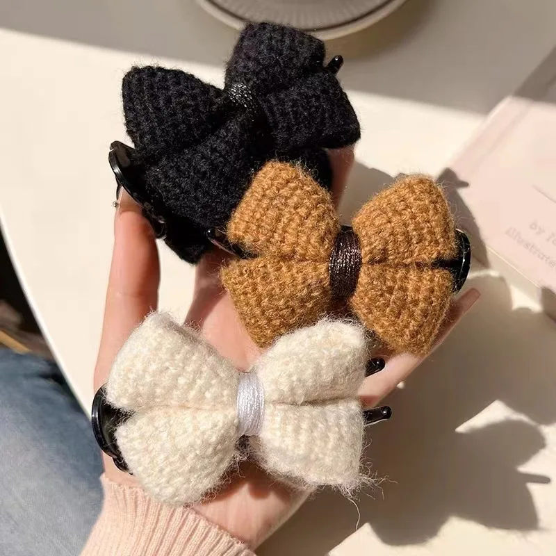 

Knitted Wool Bow Knot Hairpin for Womens Autumn and Winter Wool Handmade Hairpin Hair Accessories
