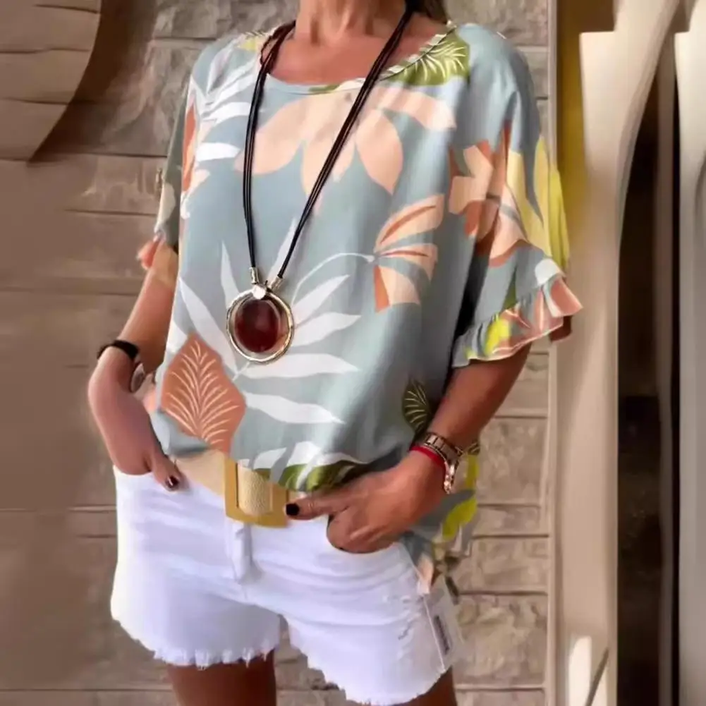 Рисунок 2 - Женская футболка с круглым вырезом