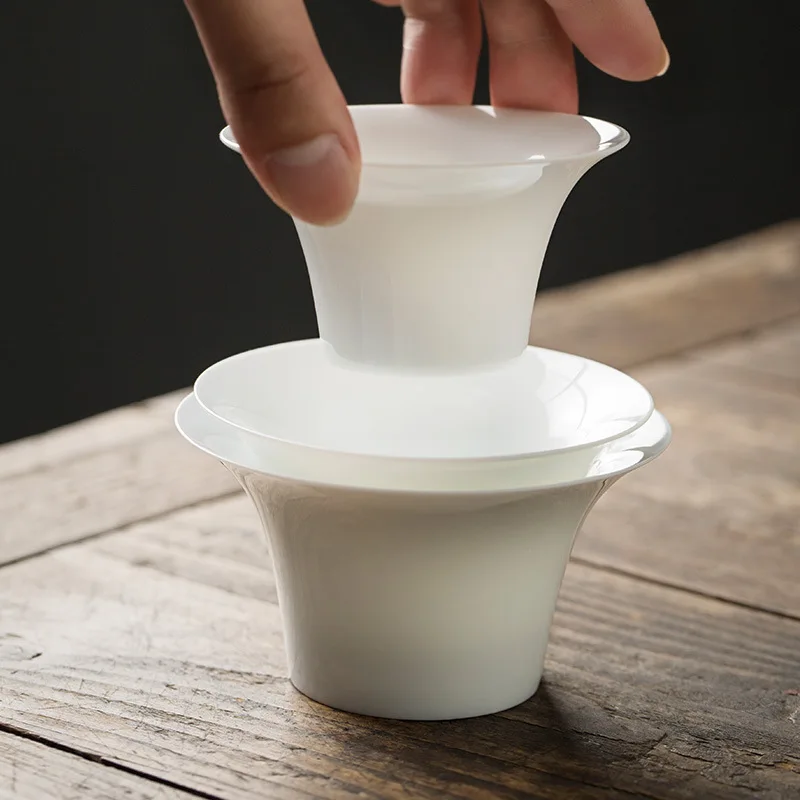 White Ceramic Lidded Bowl Single Kombucha Bowl with Cover Sancai Tea Cup Dehua Ceramic Gaiwan Sweet White Bubble Tea