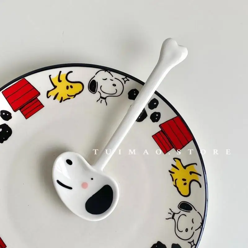 https://ae01.alicdn.com/kf/Scaef11a95e0a40dea930a8bfb3ad68b00/Snoopy-Ins-Cute-Cartoon-Ceramic-Handle-Bowl-Dinner-Plate-Instant-Noodle-Bowl-Salad-Baked-Rice-Bowl.jpg