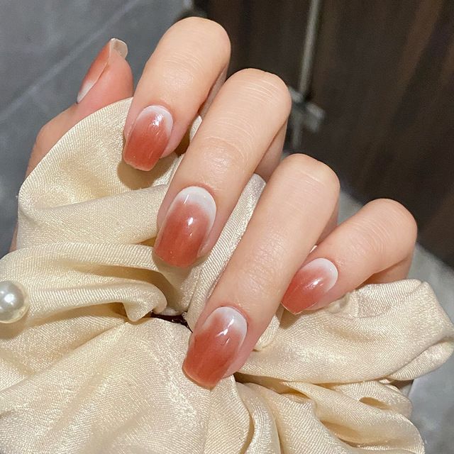 Women Pure Color Fashion Fake Nail Girls Sweet Pink Frosted Matte Wearable Fake Nails Square Head Nail Art Tips TN
