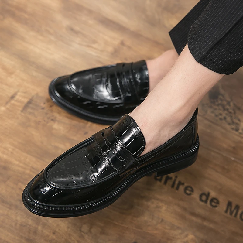 Business Dress Men Shoes Classic Formal Leather Shoes Men Slip-On Fashion Office Wedding Flats Pointed Toe Oxford