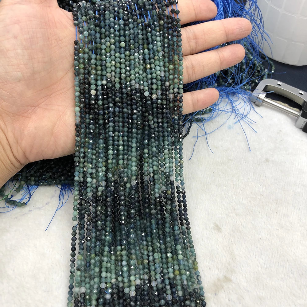 Natürlicher blauer Turmalin mit Farbverlauf, facettiert, rund/Würfelperlen, 2 mm, 3 mm, 4 mm, für Schmuckherstellung, Armband, Halskette, Perlen zum Selbermachen – Detail 3