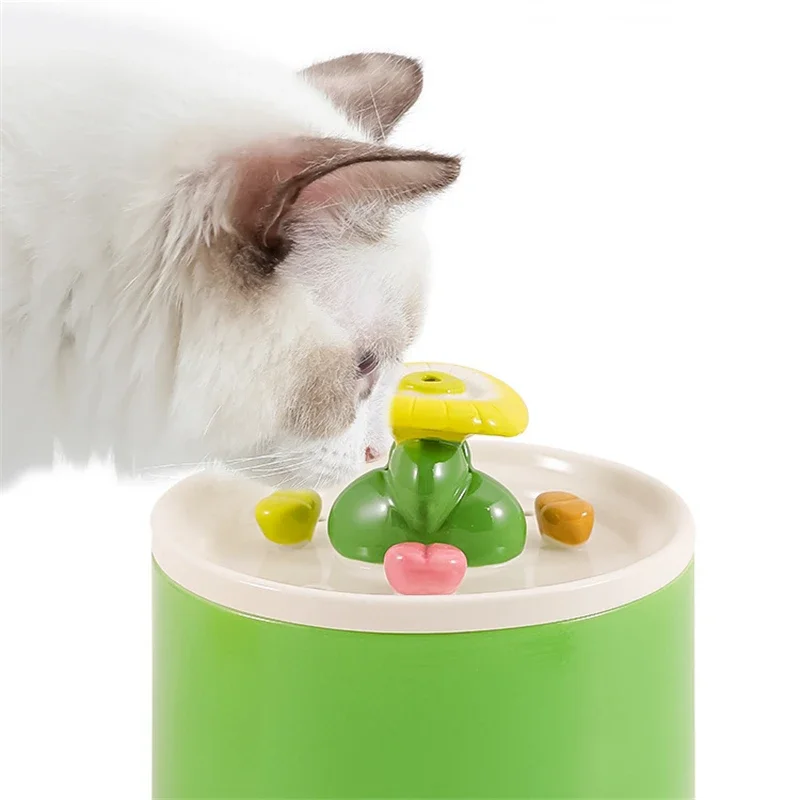 

Electric Ceramic Cat Drinking Bowl,Pet Water Fountain,Drinker for Cats and Dogs,Pet Water Dispenser,Cat waterer Dispenser 1.3L
