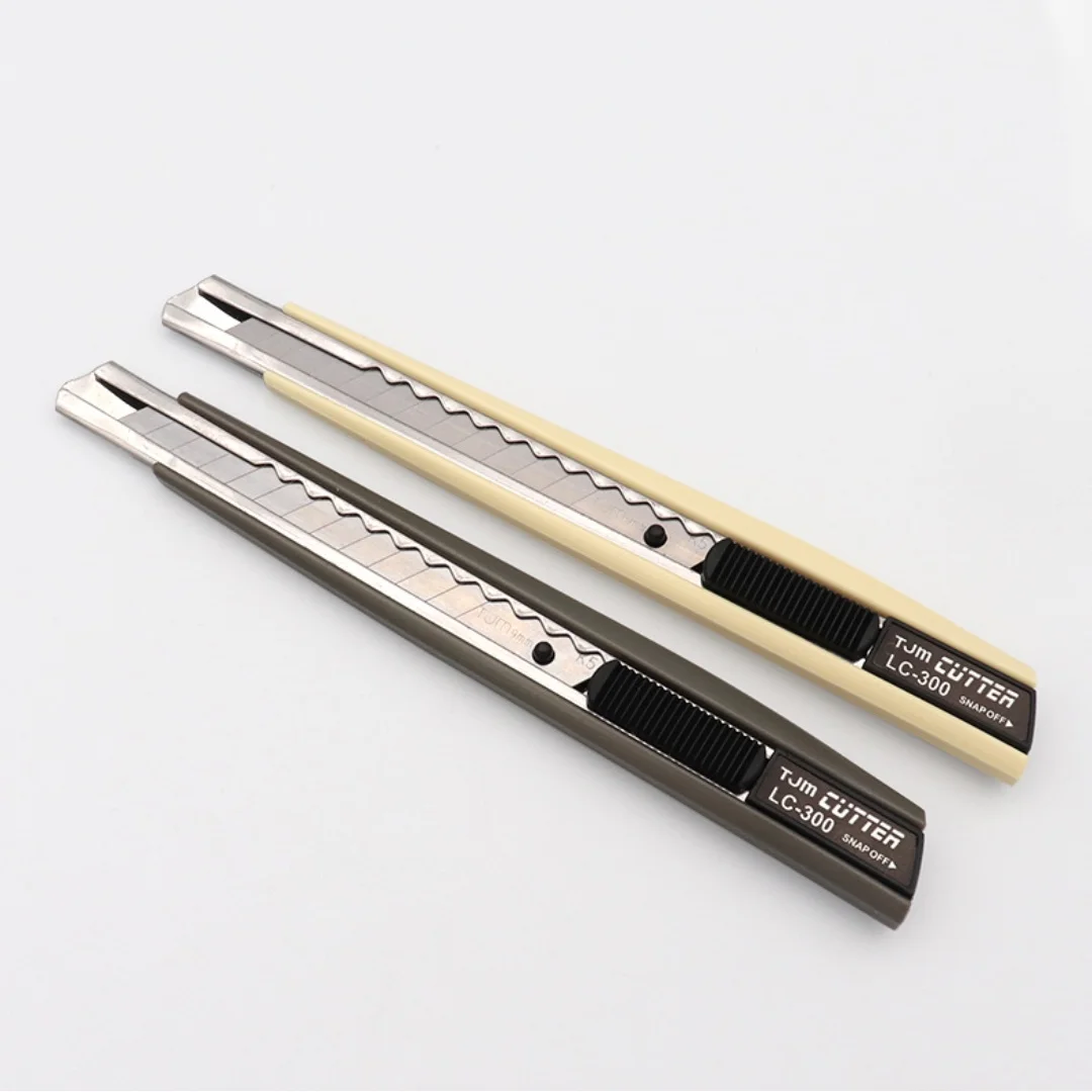 Multi functional pencil sharpener for eyebrow tattooing, manual eyebrow sharpening, pencil cutting, and paper cutting 3