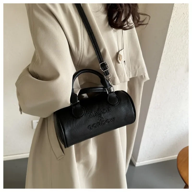 

Niche Design Crossbody Bag Women New Fashion Boston Shoulder Bag Hand-held Pillow High-end Cylindrical Shoulder Crossbody Bag