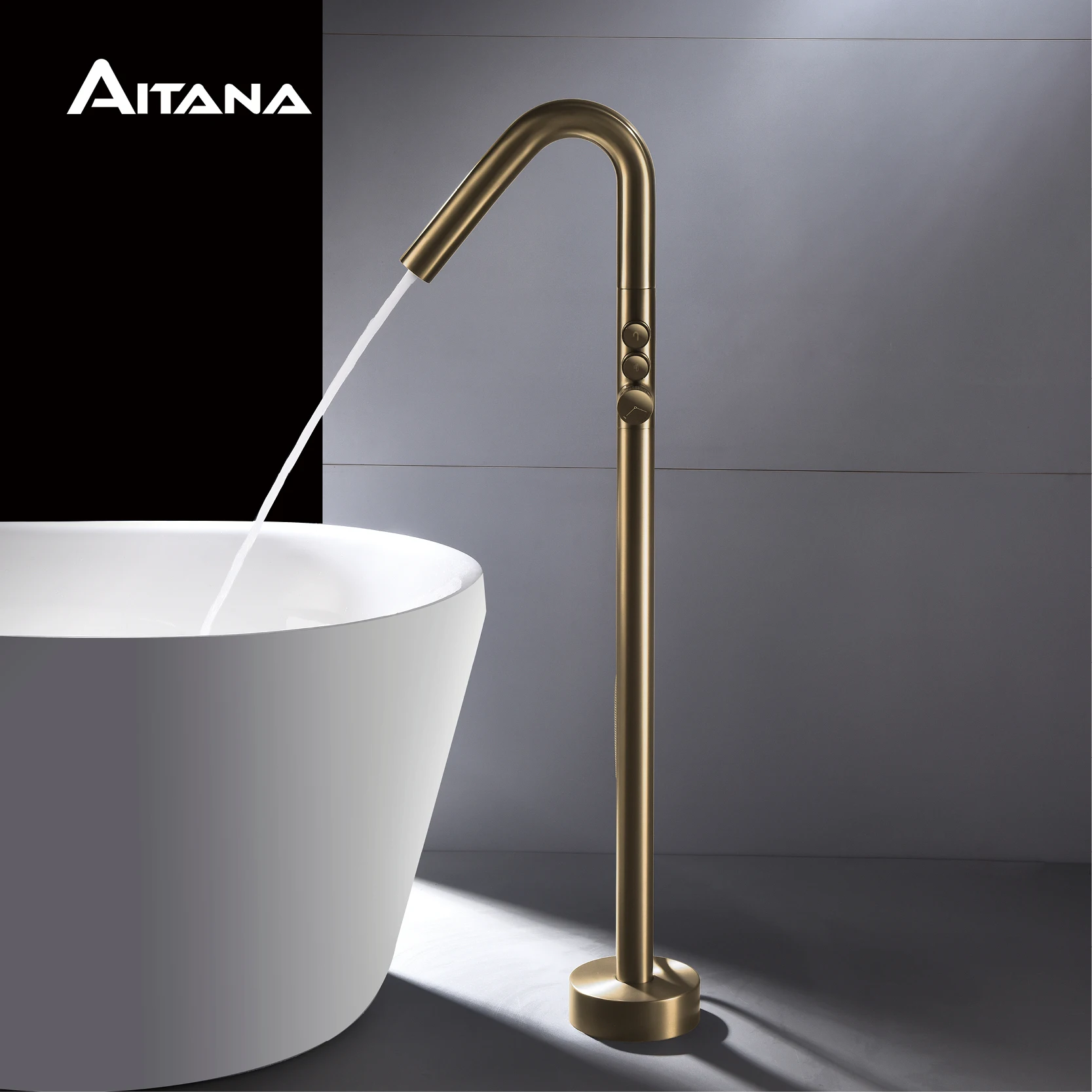 Luxury Gold Bathtub Faucet 2