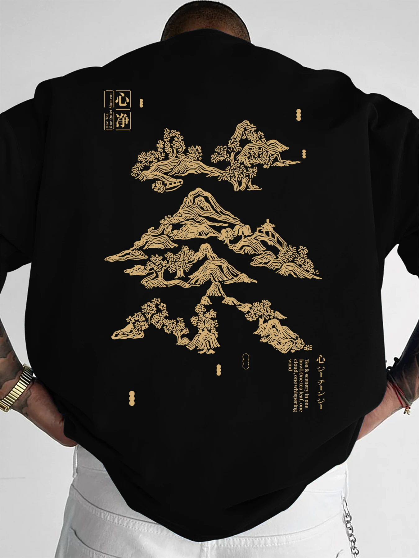 Herren-T-Shirt im orientalischen Stil mit goldenem Bergmuster, Rundhalsausschnitt, kurzen Ärmeln, Polyester-Oberteil mit „Peace of Mind“-Kanji, S-XXL