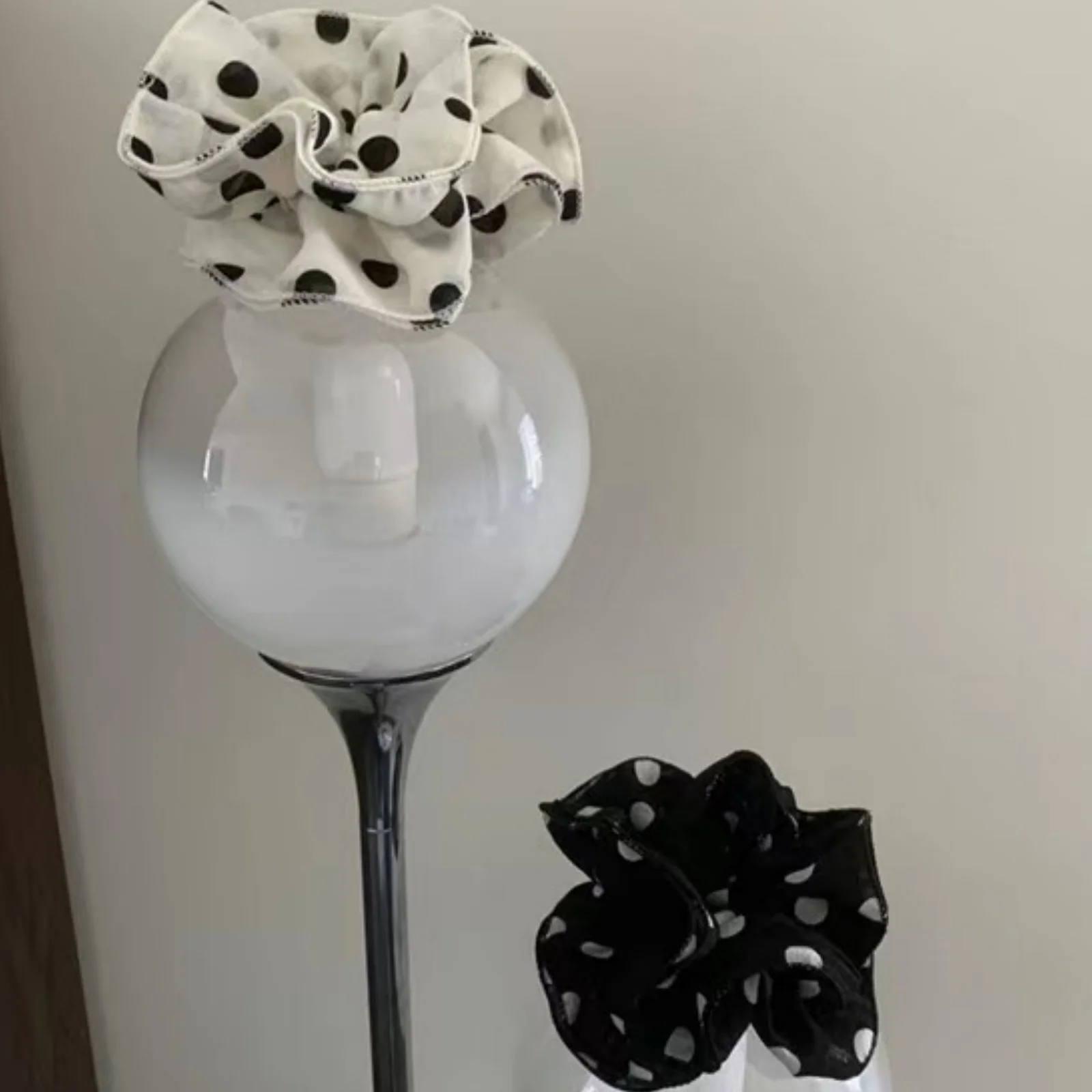 1PC Polka Dot Chiffon Scrunchies Set, 2 Pcs Black & White Hair Ties, Elegant Hair Accessories for Women and Girls