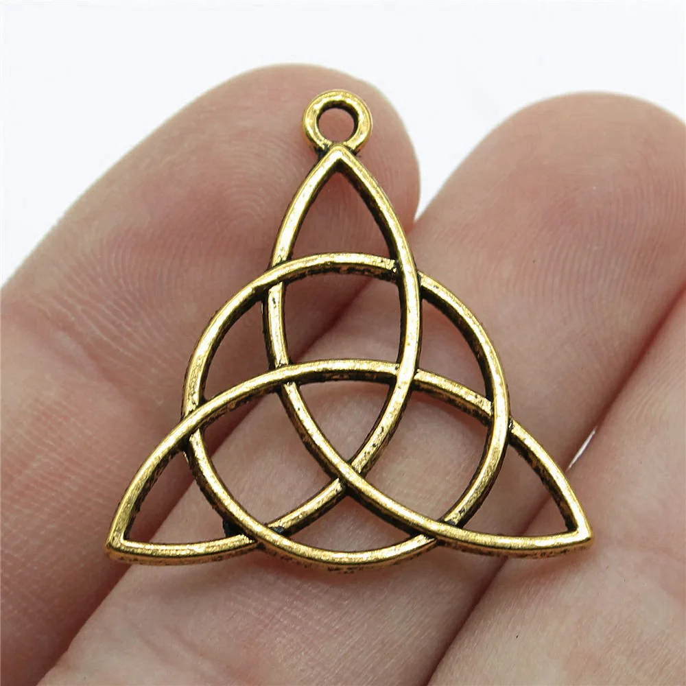 

Vintage Jewelry Triquetra Symbol Charms Cute Car Pendant 10pcs