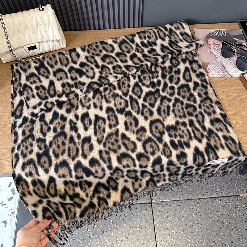 Neue Mode Sexy Leopard Frauen Winter Warme Schal Quasten Schal Kaschmir Foulard Pashmina Hijabs Dame Schals Wraps – Detail 5