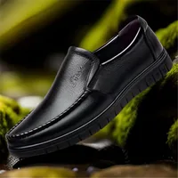 Soft Leather Casual oes Breathable Lightweight Busin Casual Footwear for Middle-Aged Men Dad oes Autumn Season