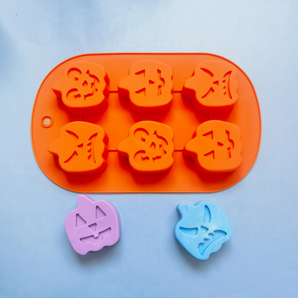 Halloween Pumpkin Skull Bat Handmade Soap Mold Silicone Candle Mold Holiday Party Decoration Tools Bread Cake Baking Mould