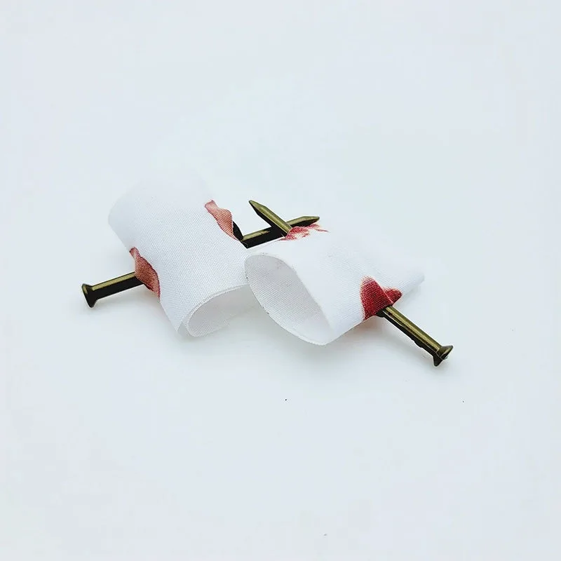 Fake Nail Through Finger Prank Toy Kids Novelty Magic Friend Halloween Scare Trick Joke Toy 1-5PCS