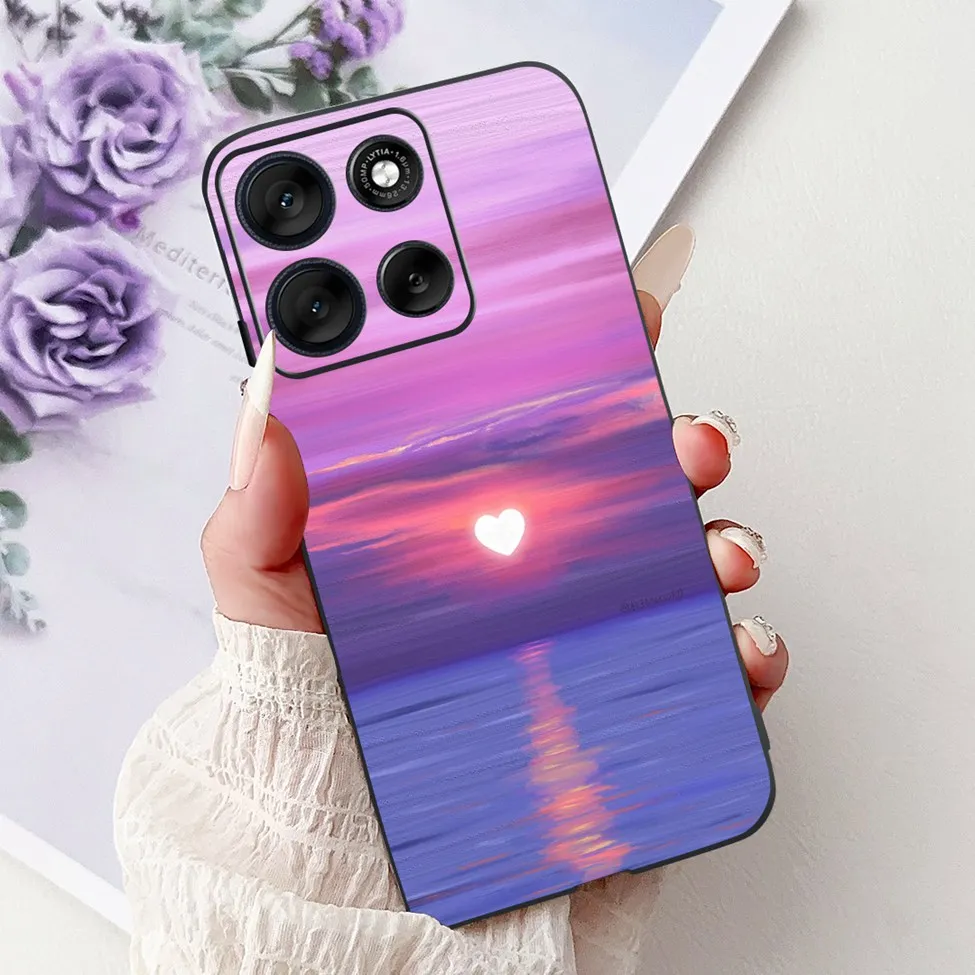 Cute Cartoon Cat & Butterfly Luxury Phone Case – Stylish Protection